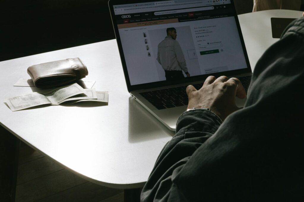 Singapore-based ecommerce team managing marketplace and WooCommerce operations